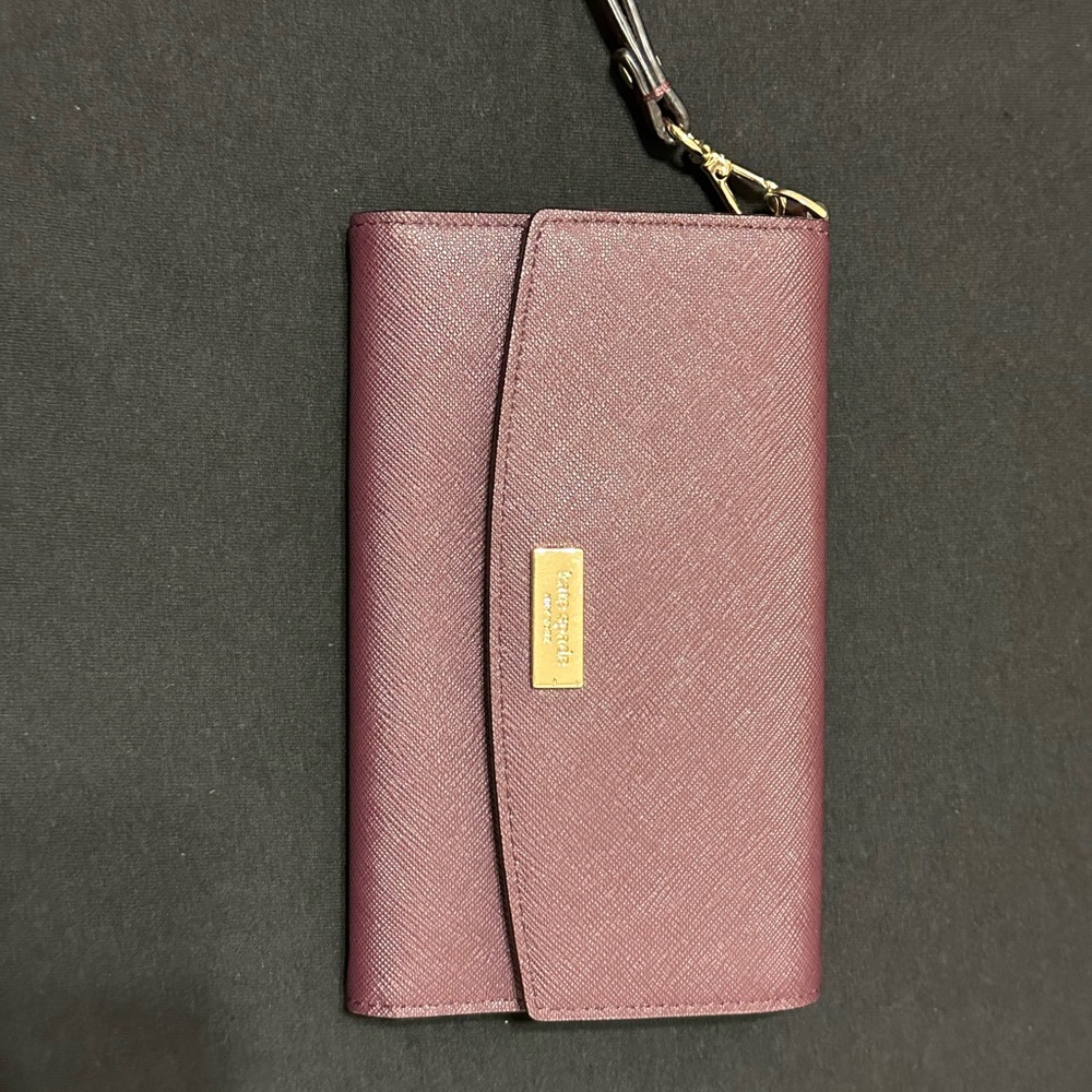 Kate iPhone wristlet debuted 01/23/2016.